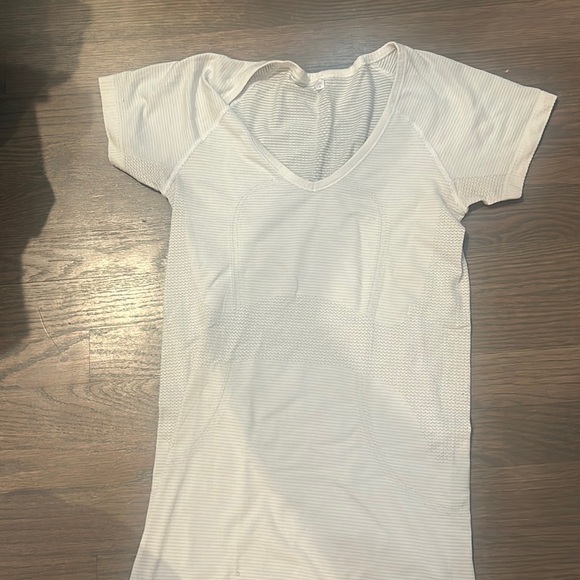 lululemon swiftly tee white - Picture 2 of 2